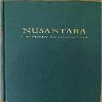 Nusantara; a history of Indonesia / by Bernard Hubertus Maria Vlekke